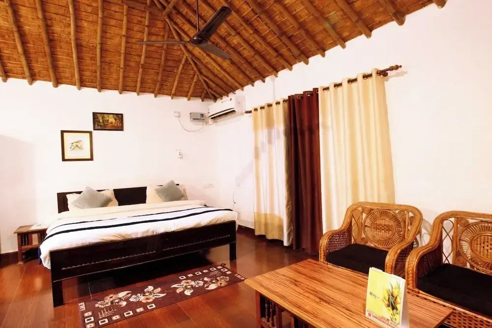 Наинитал: Vanasthali Jungle Resort Jim Corbett