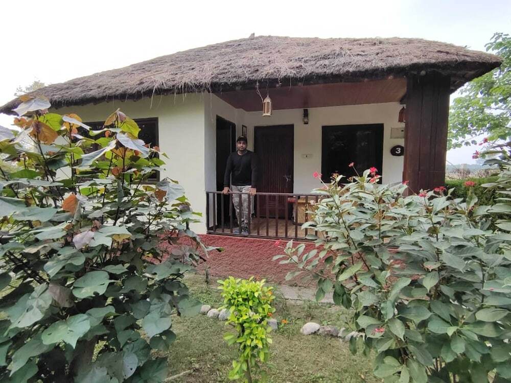 Наинитал: Vanasthali Jungle Resort Jim Corbett