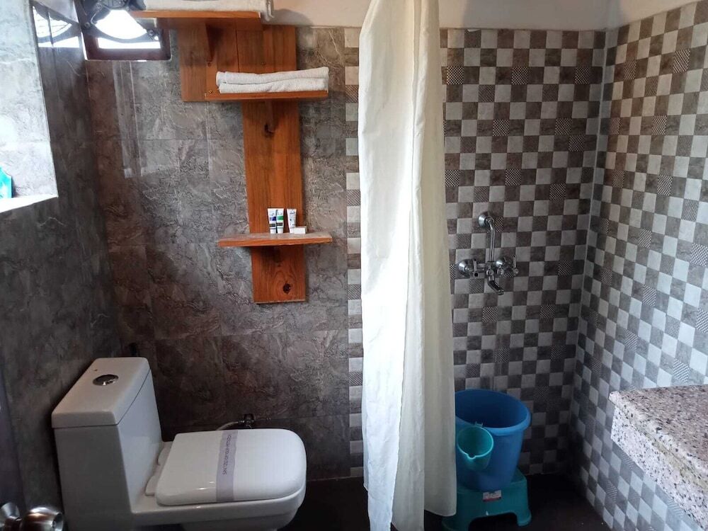 Наинитал: Vanasthali Jungle Resort Jim Corbett