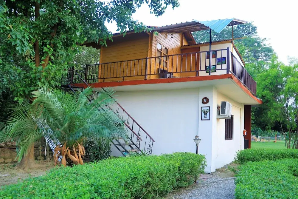 Наинитал: Vanasthali Jungle Resort Jim Corbett