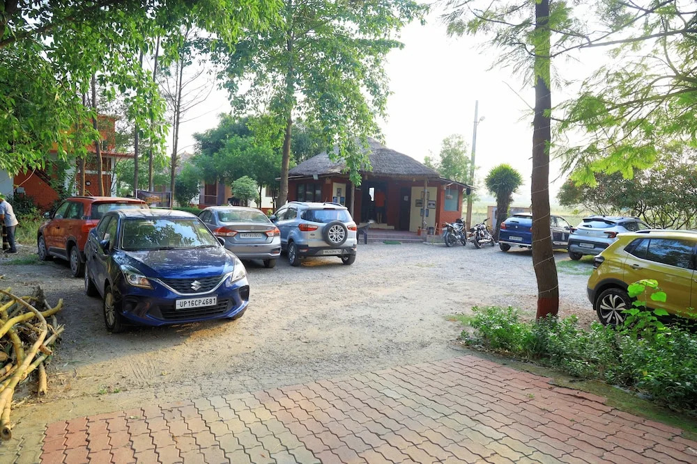 Наинитал: Vanasthali Jungle Resort Jim Corbett