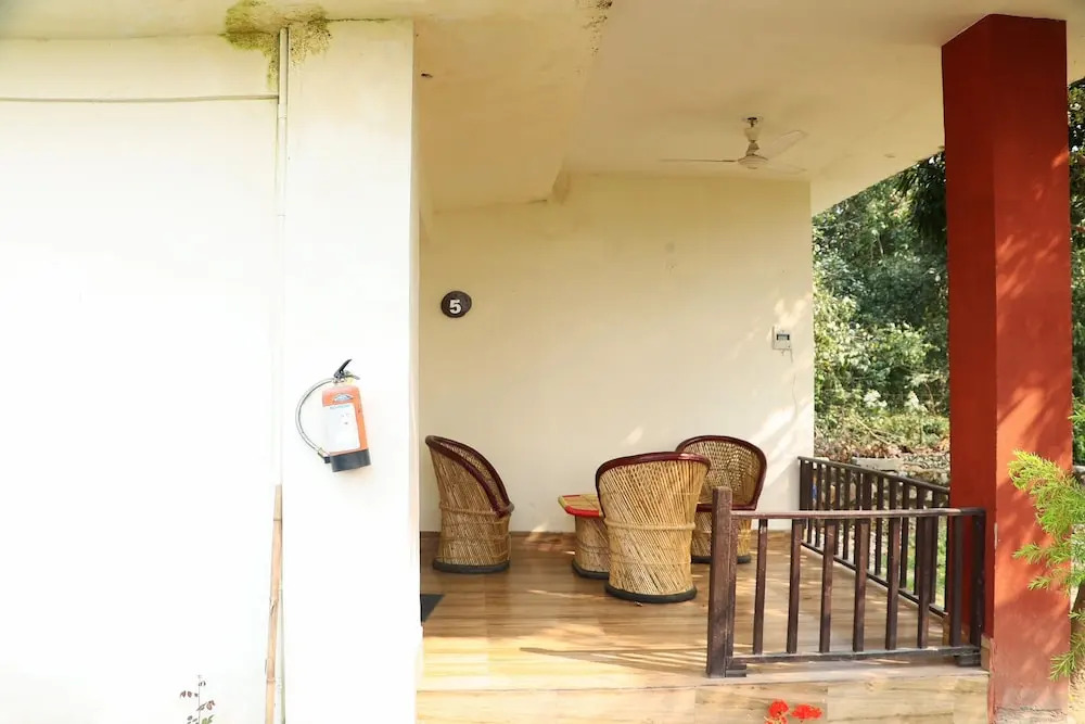 Наинитал: Vanasthali Jungle Resort Jim Corbett