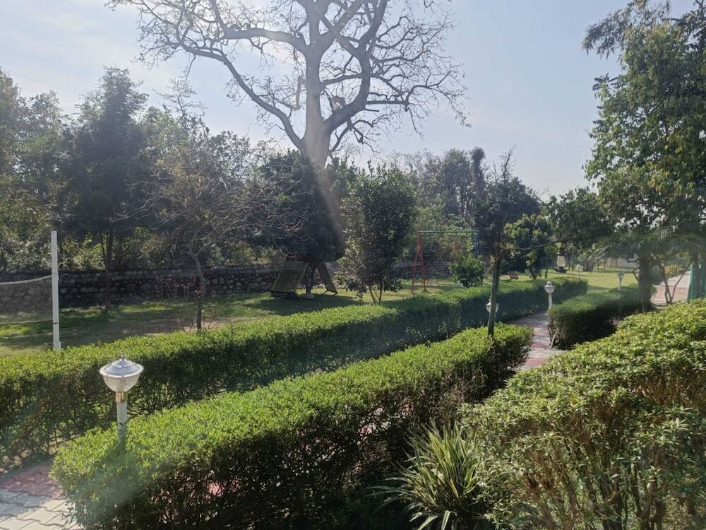 Наинитал: Vanasthali Jungle Resort Jim Corbett
