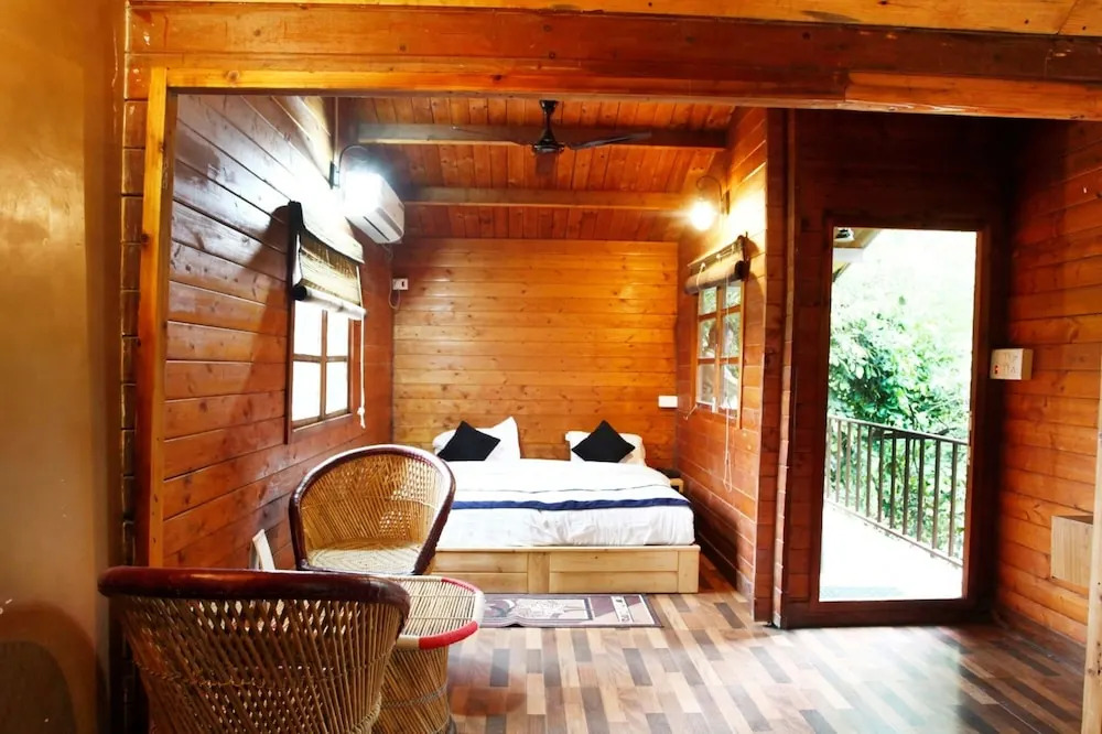 Наинитал: Vanasthali Jungle Resort Jim Corbett