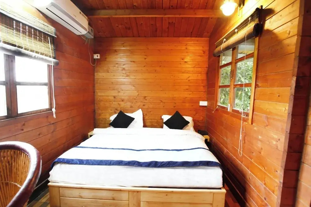 Наинитал: Vanasthali Jungle Resort Jim Corbett