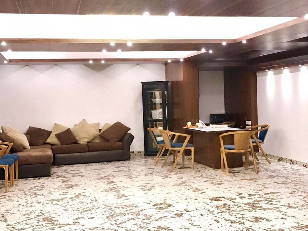 Массури: Hotel Jiva