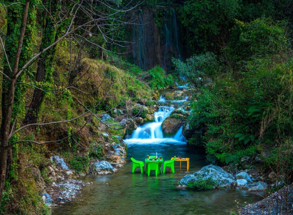 Массури: The Hosteller Mussoorie By The Streamside