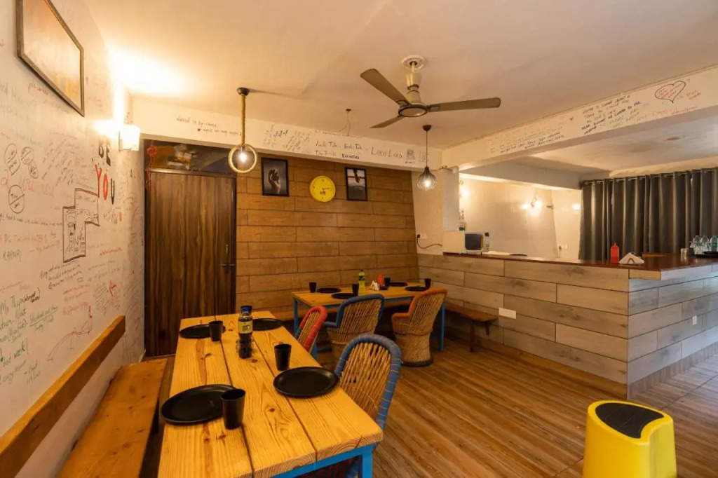 Массури: The Hosteller Mussoorie By The Streamside