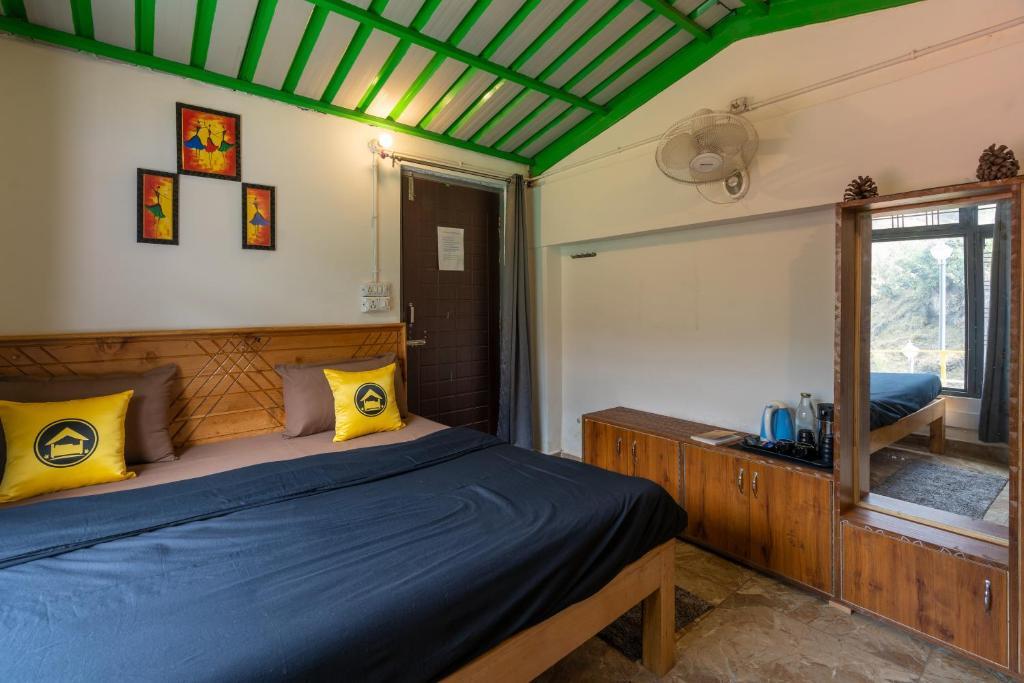 Массури: The Hosteller Mussoorie By The Streamside