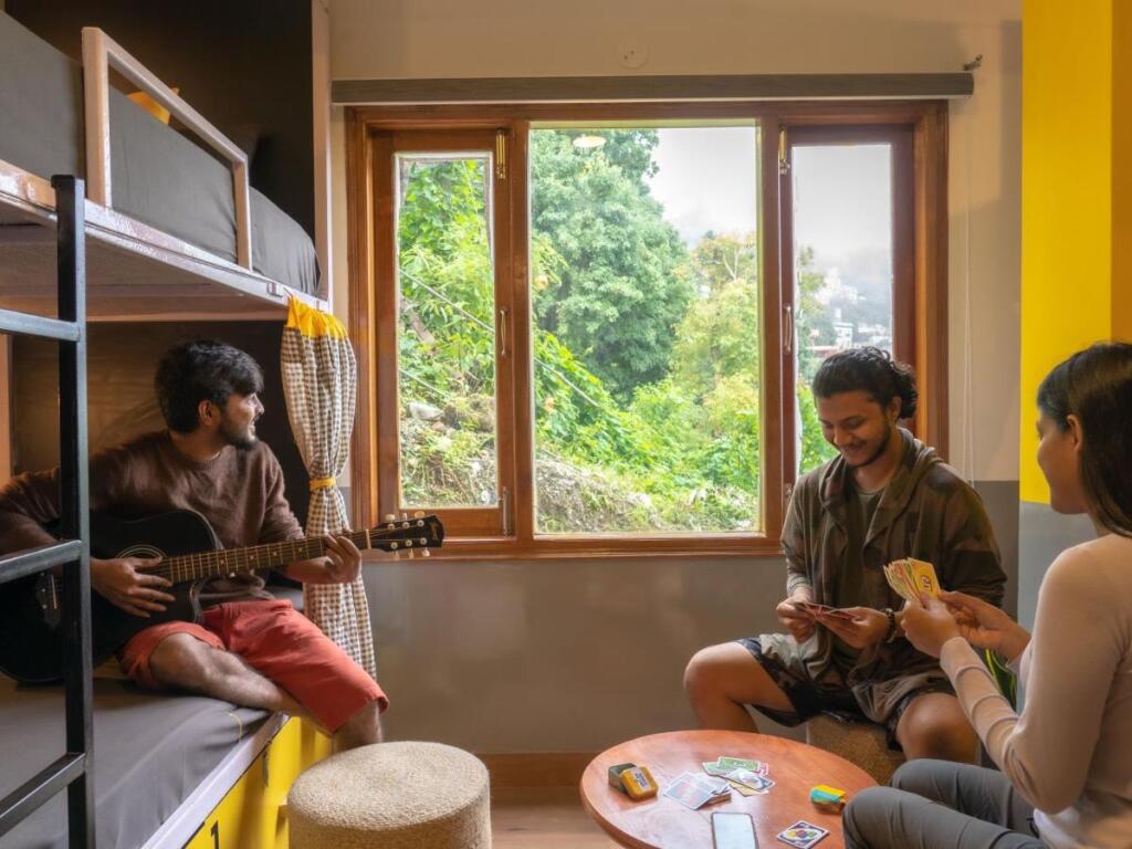 Массури: The Hosteller Mussoorie, Mall Road