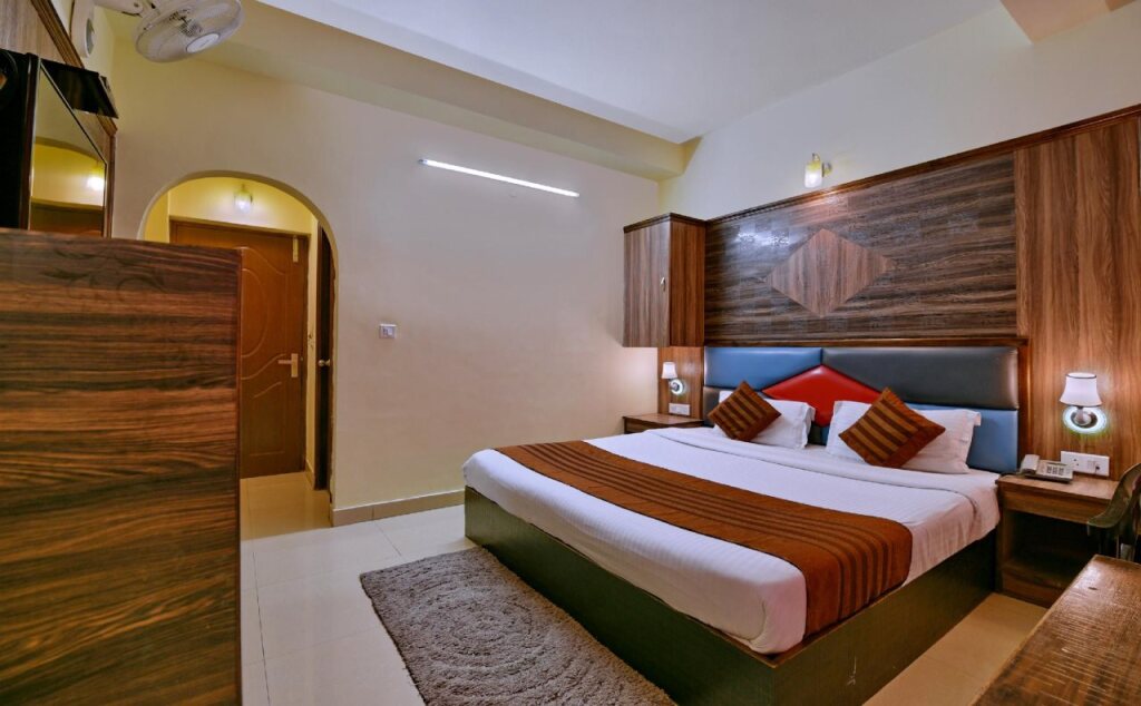Массури: Hotel The Super Mall Residency