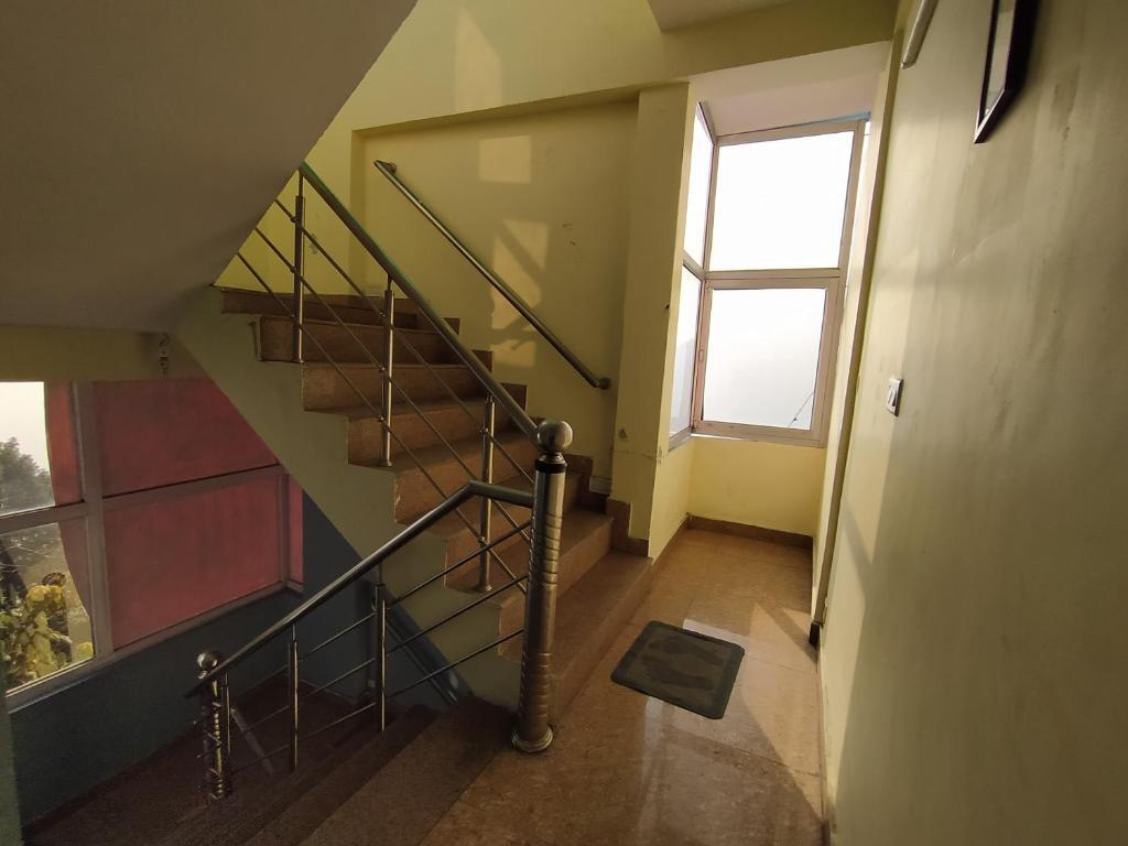 Массури: Hotel The Super Mall Residency