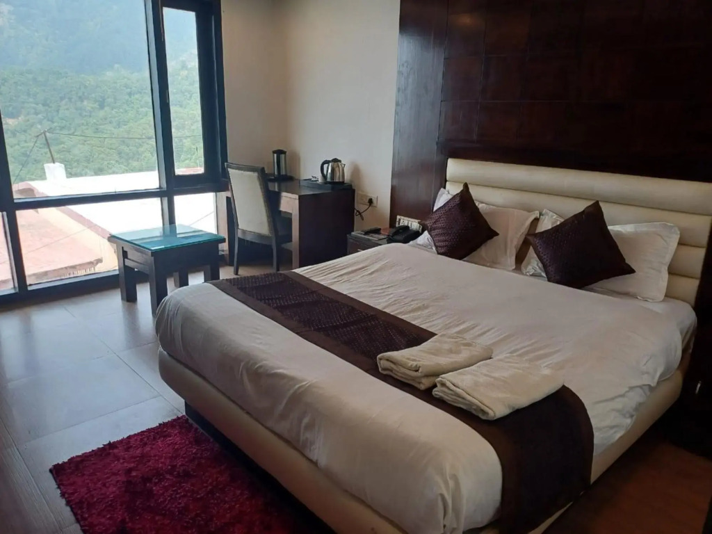 Массури: KBS Value Hotel & Spa