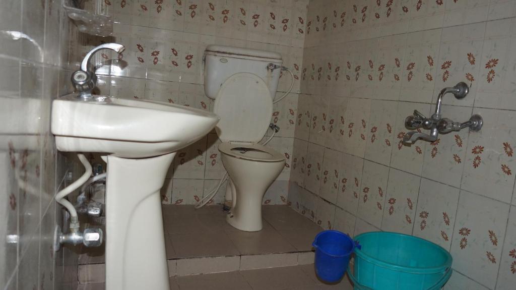Массури: Hotel Uday