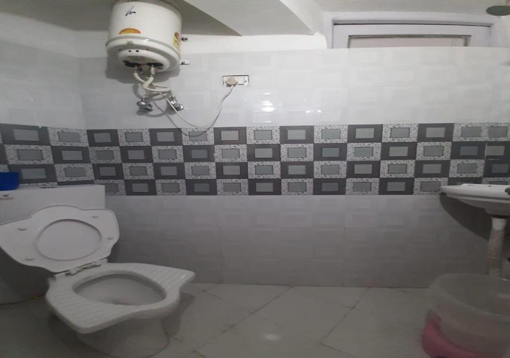Массури: Hotel Saraswati