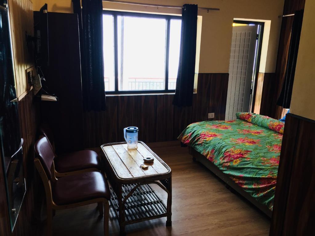 Массури: Hotel Prem G