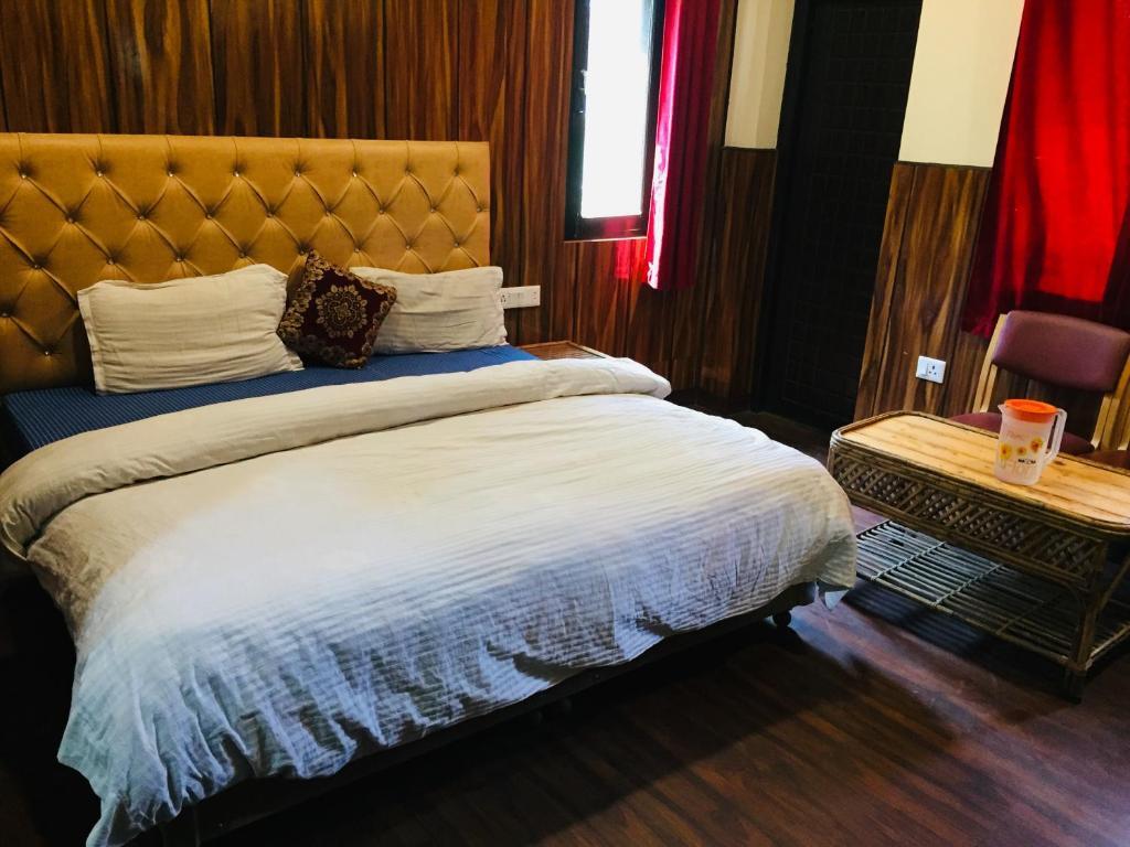 Массури: Hotel Prem G