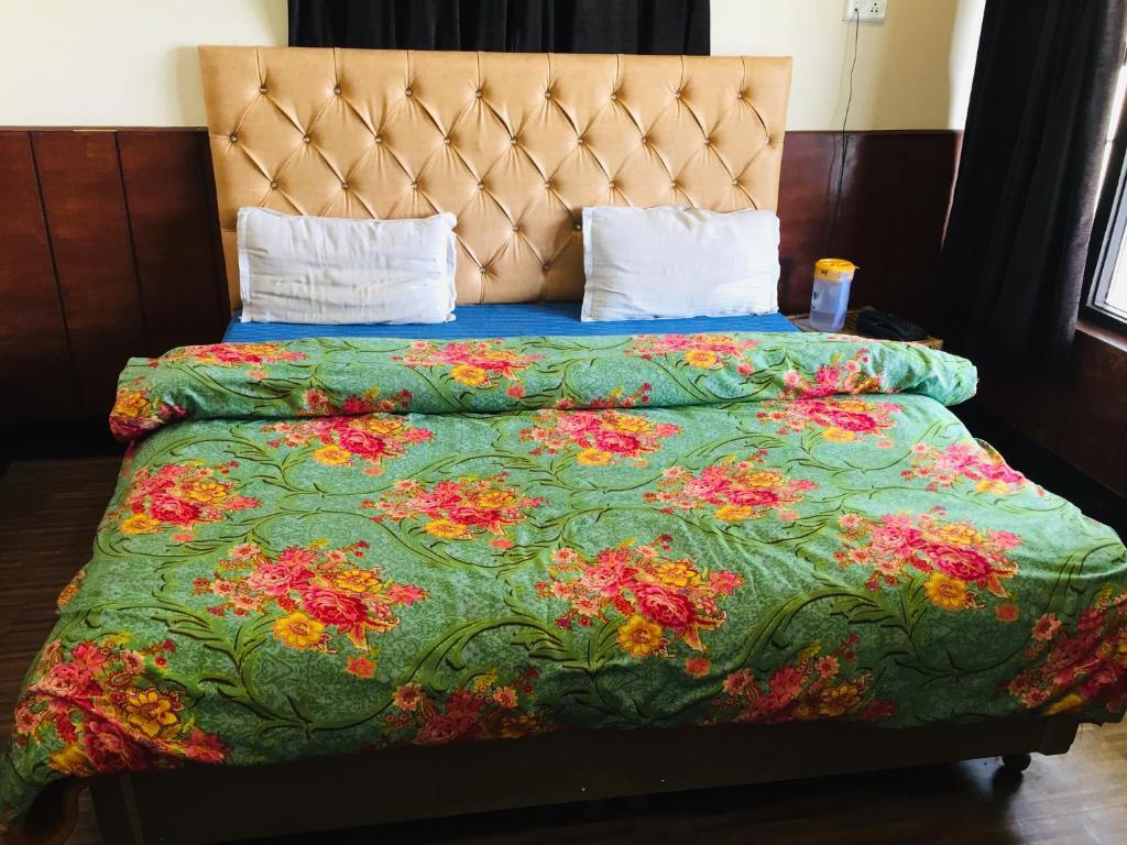 Массури: Hotel Prem G