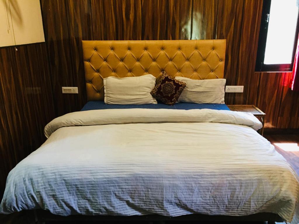 Массури: Hotel Prem G