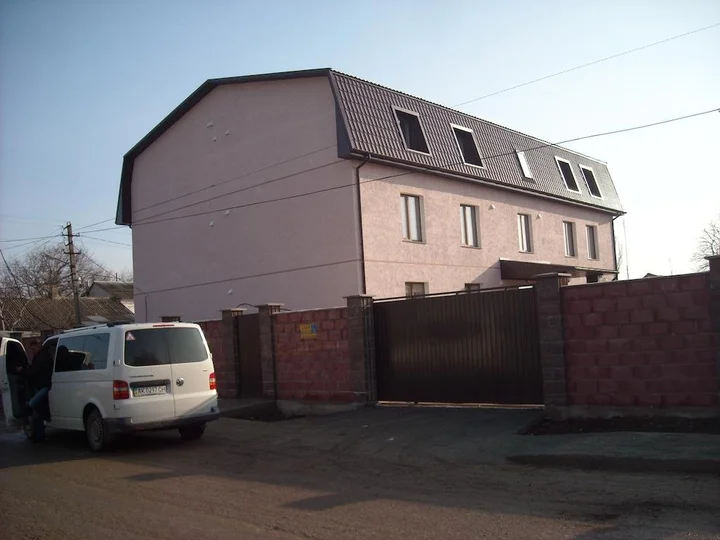 Саки: Mini Hotel