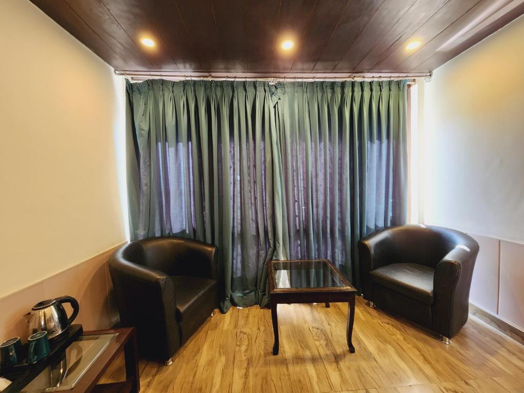 Массури: Hotel Himshri Mussoorie by Travellers Den