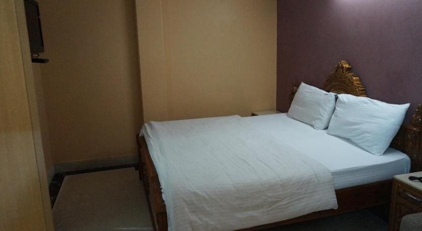 Массури: Hotel Apsara
