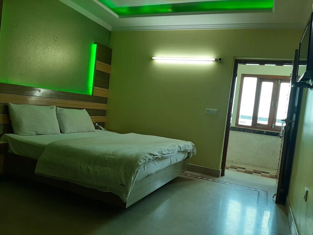 Массури: Goroomgo Apsara Mussoorie