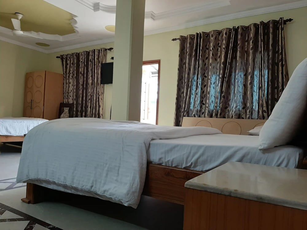 Массури: Goroomgo Apsara Mussoorie
