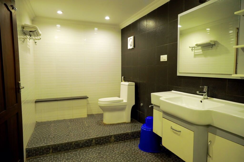 Султан-Батери: Hotel Ivory Grand