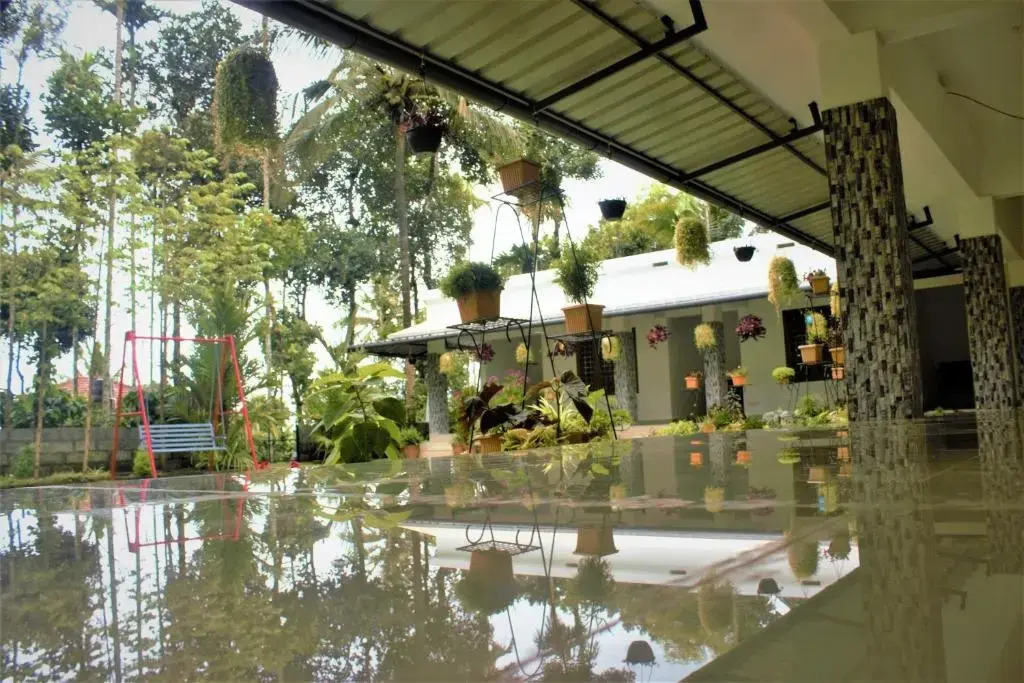 Султан-Батери: Pauls Retreat Wayanad