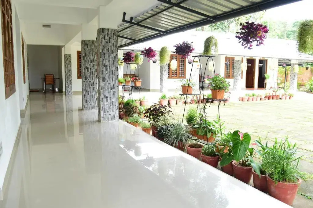 Султан-Батери: Pauls Retreat Wayanad
