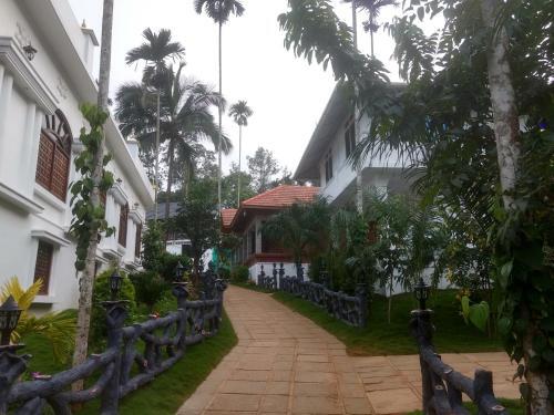 Султан-Батери: Wayanad Fort Resort