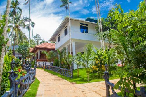 Султан-Батери: Wayanad Fort Resort