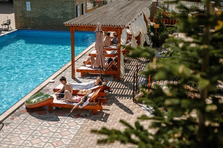 Саки: Botanic Club