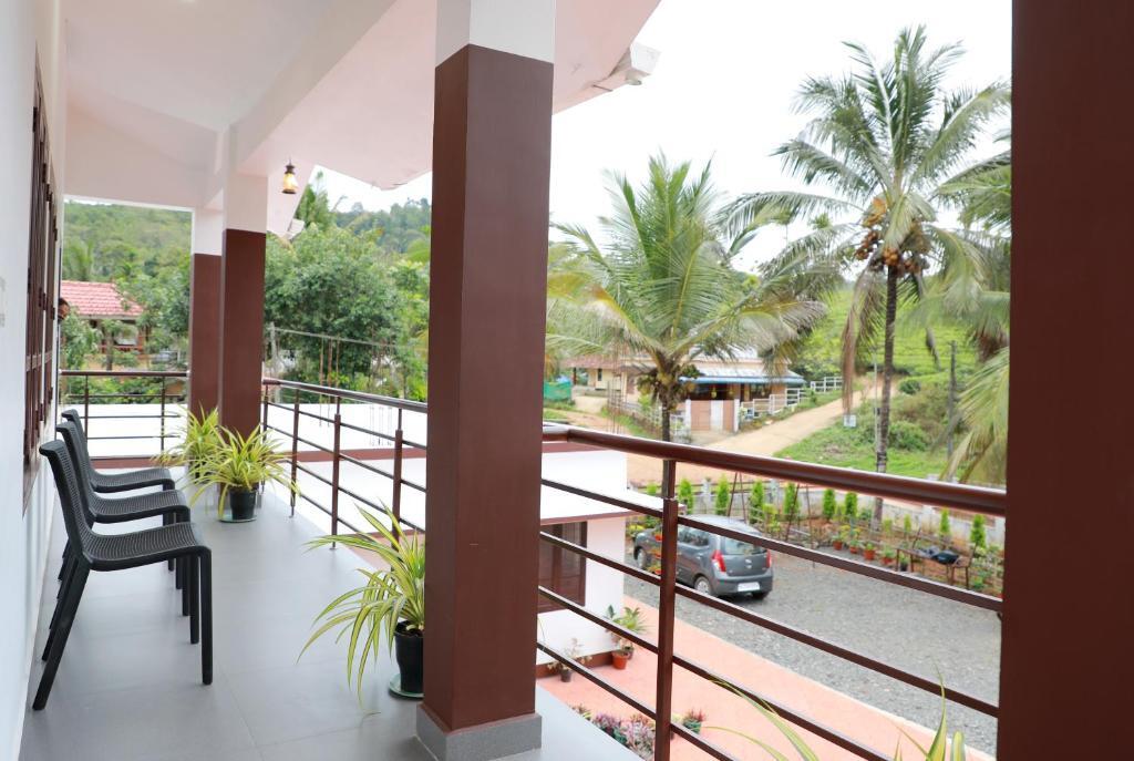 Султан-Батери: Aldora Holiday Homes