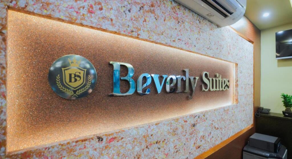 Султан-Батери: Beverly Suites