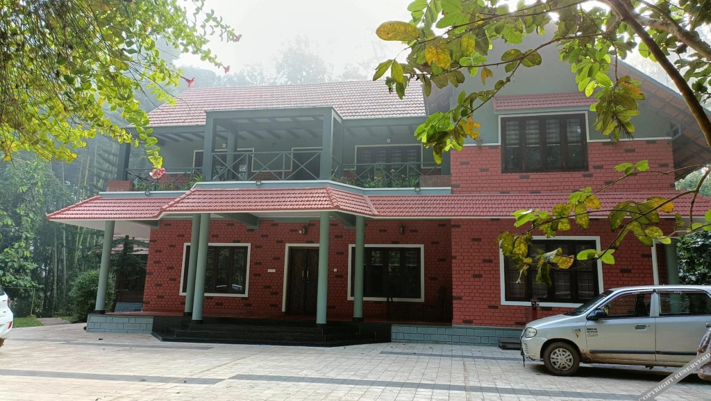 Султан-Батери: Adrak Mountain Mist Forest Resort