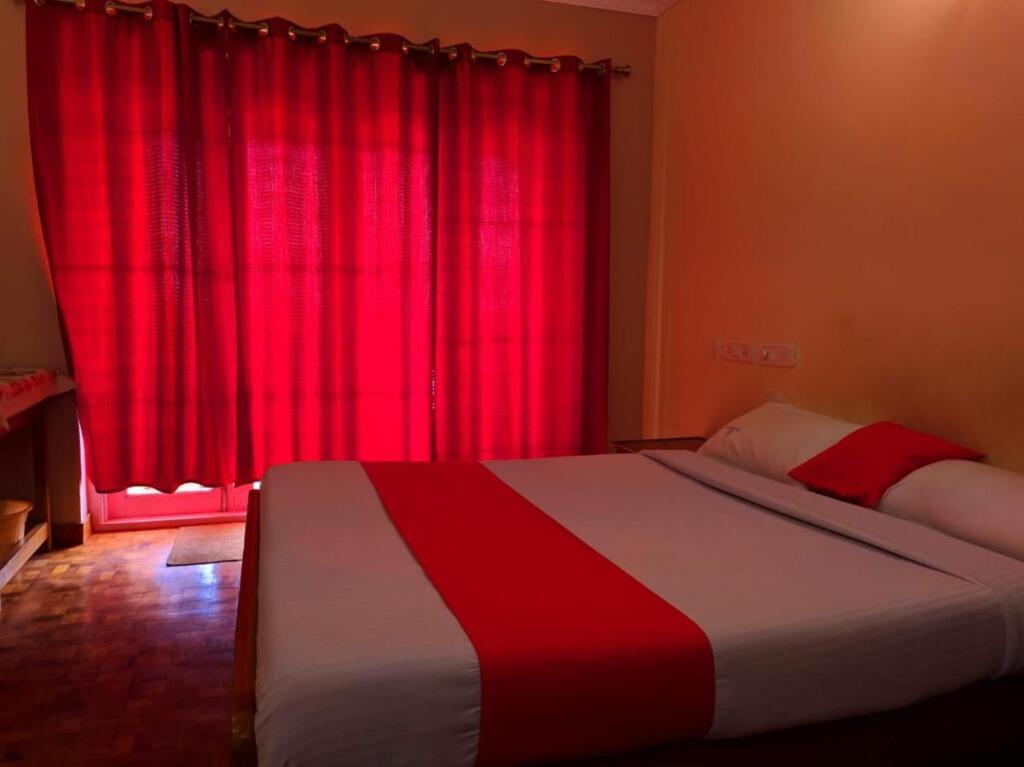 Кодайканал: NSN Grand Home Stay