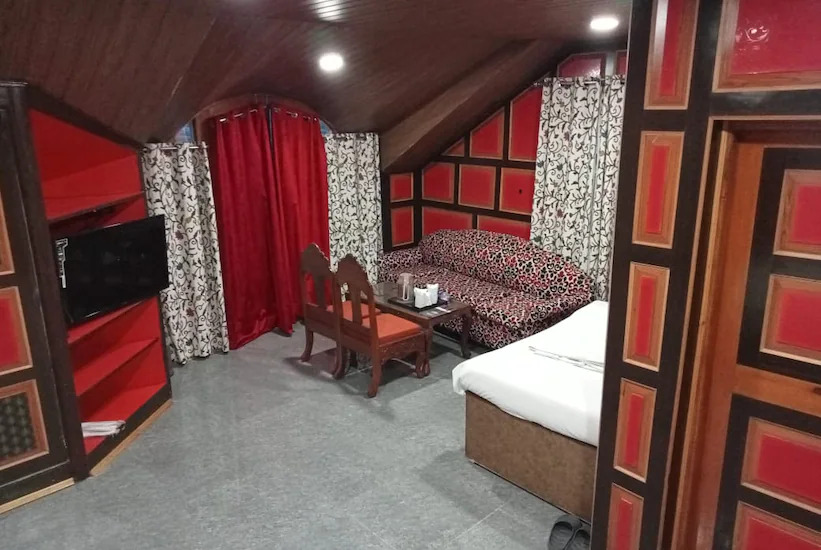 Пахалгам: Hotel Mughal India
