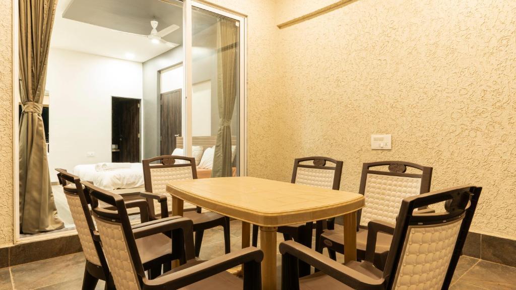 Олд-Махабалешвар: Paras Villa