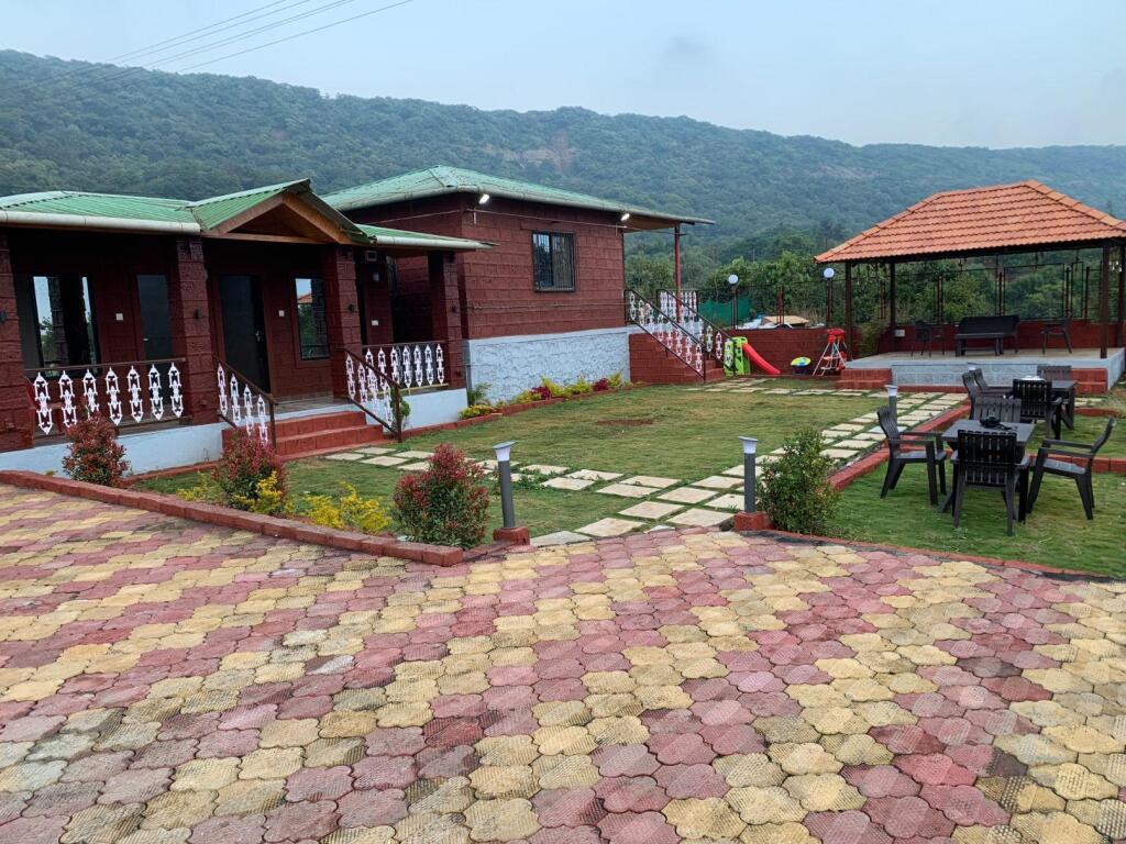 Олд-Махабалешвар: Ramvarsh Cottages