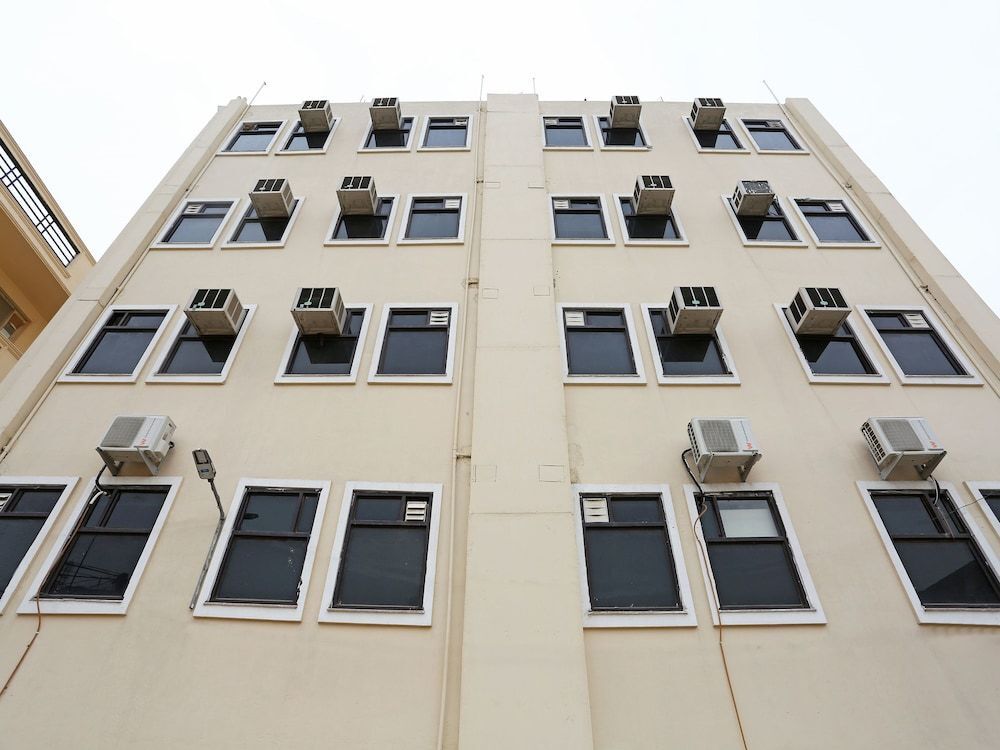 Лакхнау: OYO 4122 Amanda Hotel