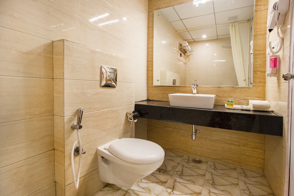 Лакхнау: FabHotel SS Grandeur