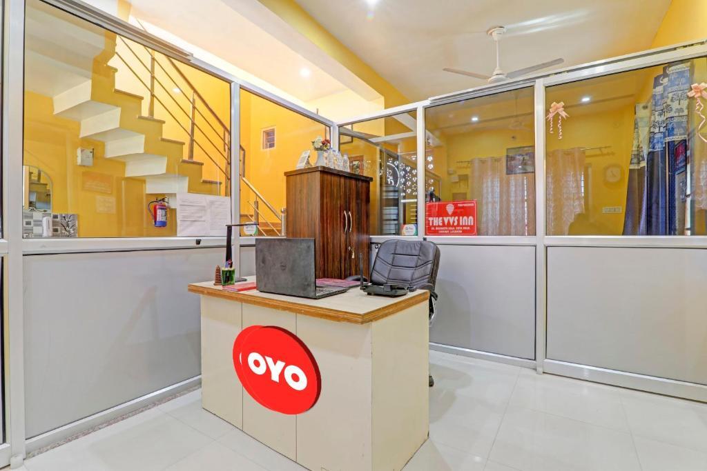 Лакхнау: Oyo 82792 the Vvs Inn