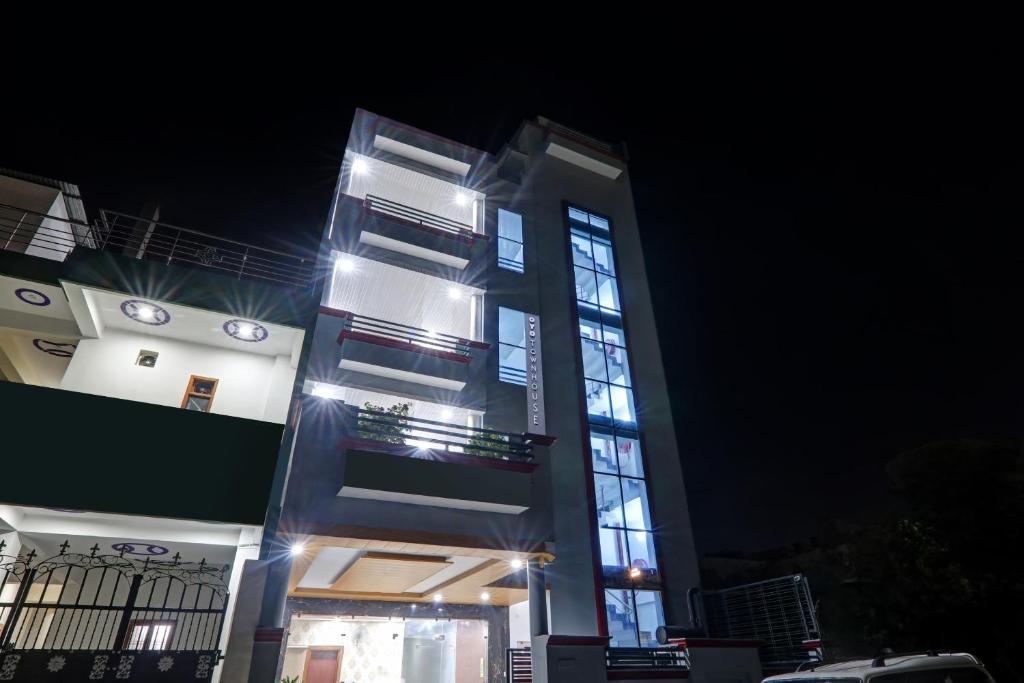 Лакхнау: Fabexpress North Inn
