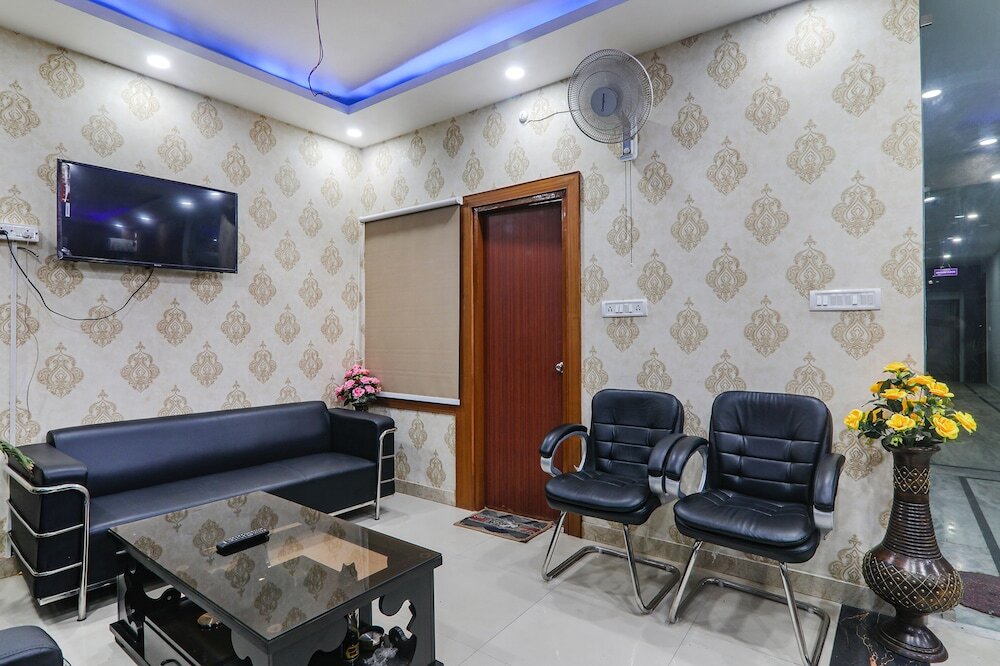 Лакхнау: Fabexpress North Inn