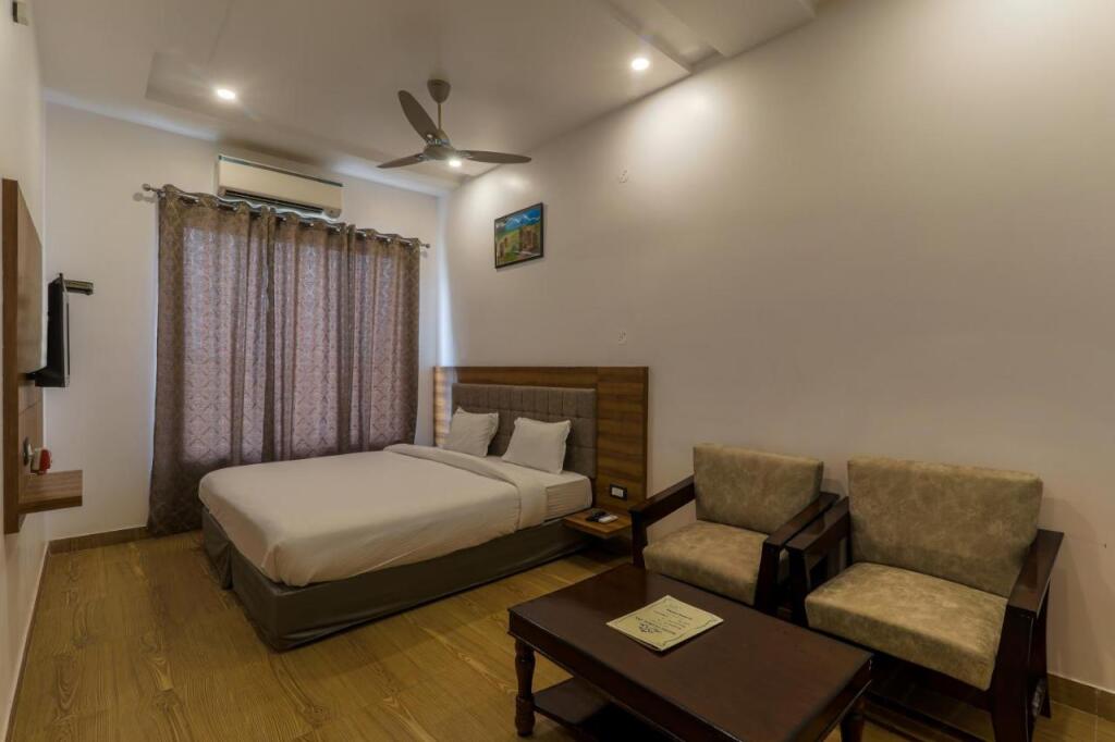 Лакхнау: Hotel Global Inn Gold Lucknow
