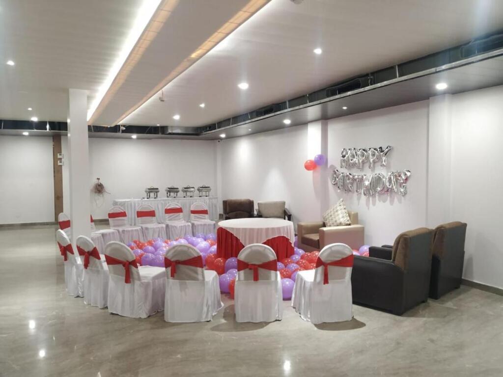 Лакхнау: Hotel Global Inn Gold Lucknow