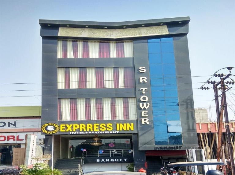 Лакхнау: Hotel Express Inn