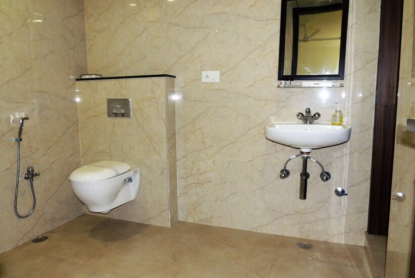 Лакхнау: Elegance Suites